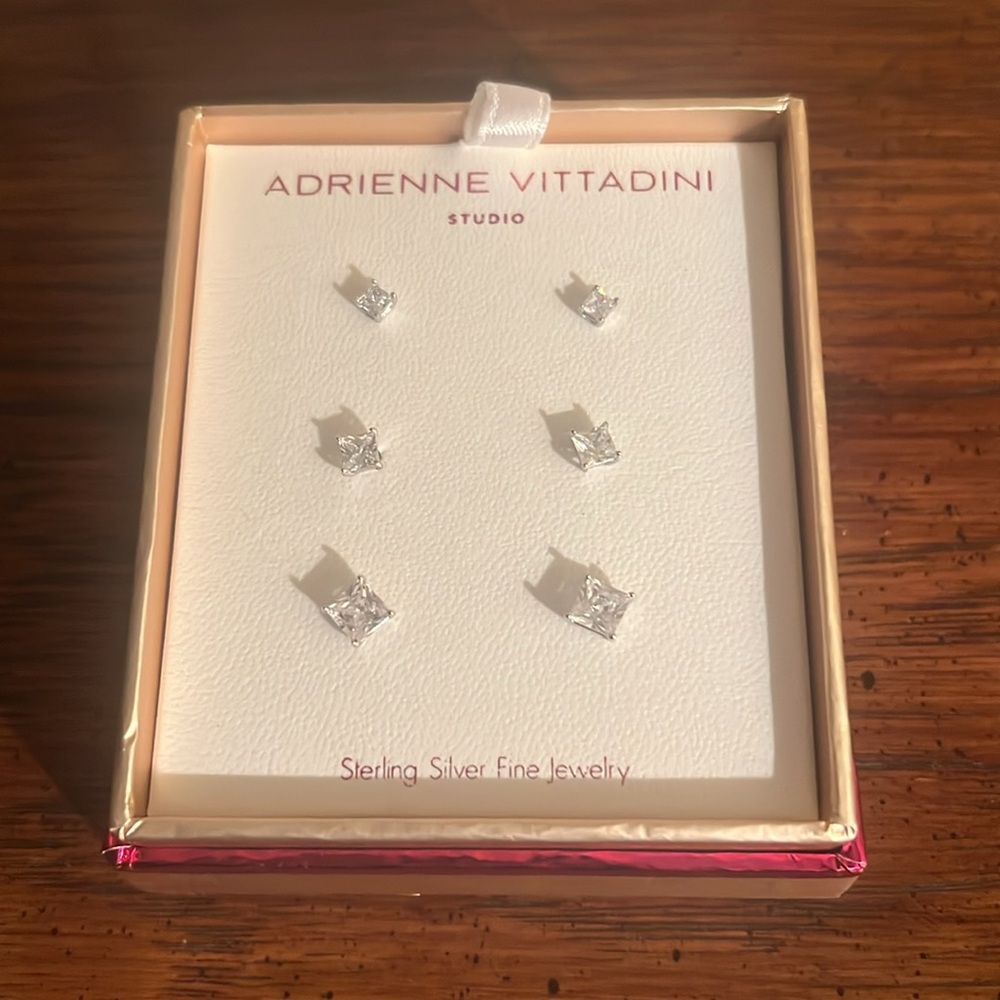 NWT Adrienne Vittadini Earrings